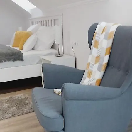 Júlia Apartman Eger